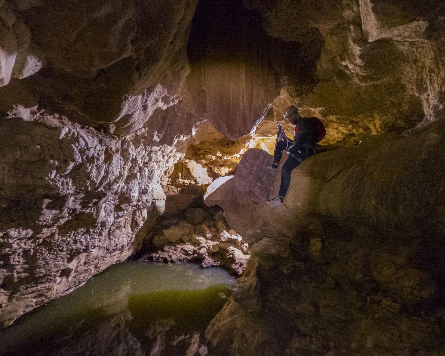 Main tour image for Experience The Darkness | Tahri Cave