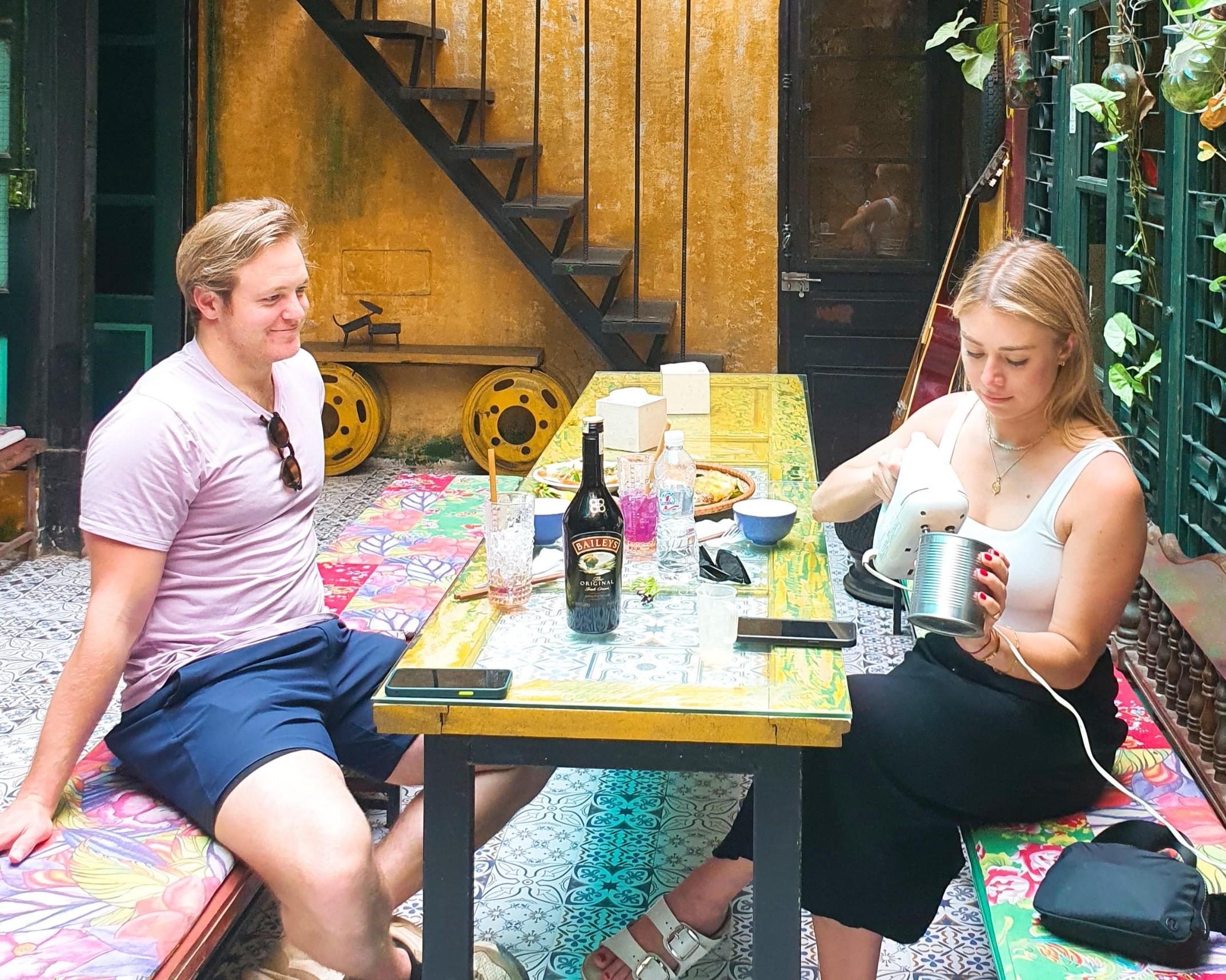 Hanoi Walking Food Tour & Egg Coffee Class - Private