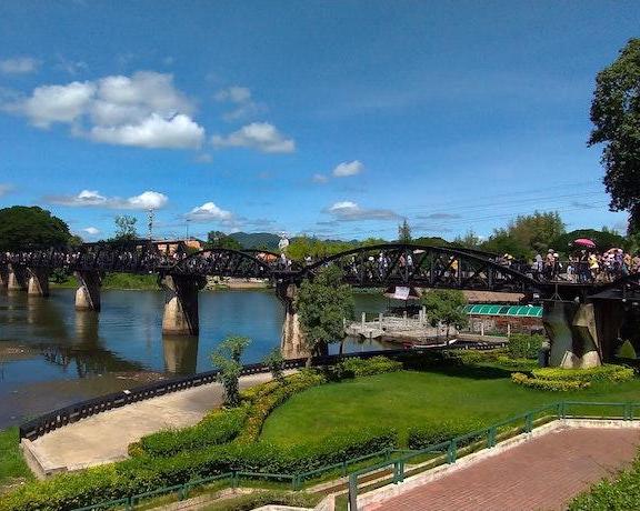 Bangkok - Kanchanaburi via Railway Market, Damnoen Saduak and River Kwai Bridge (Private)