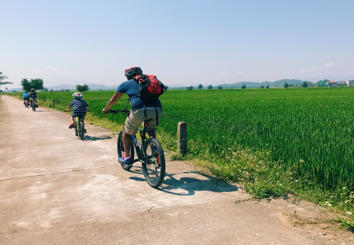 Half Day Bike Tour Getting Closer to Hue Farmer's Life
