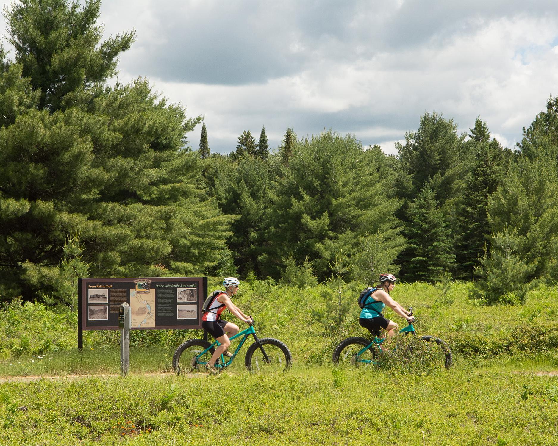 Algonguin Fietsverhuur (4 uur)