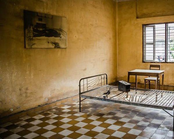Witness History: Killing Fields and Tuol Sleng Genocide Museum