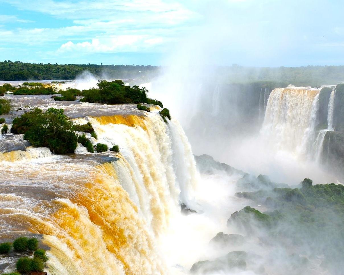 Ausflugspaket Iguazu Wasserfälle (2 Touren, Brasilien & Argentinien)