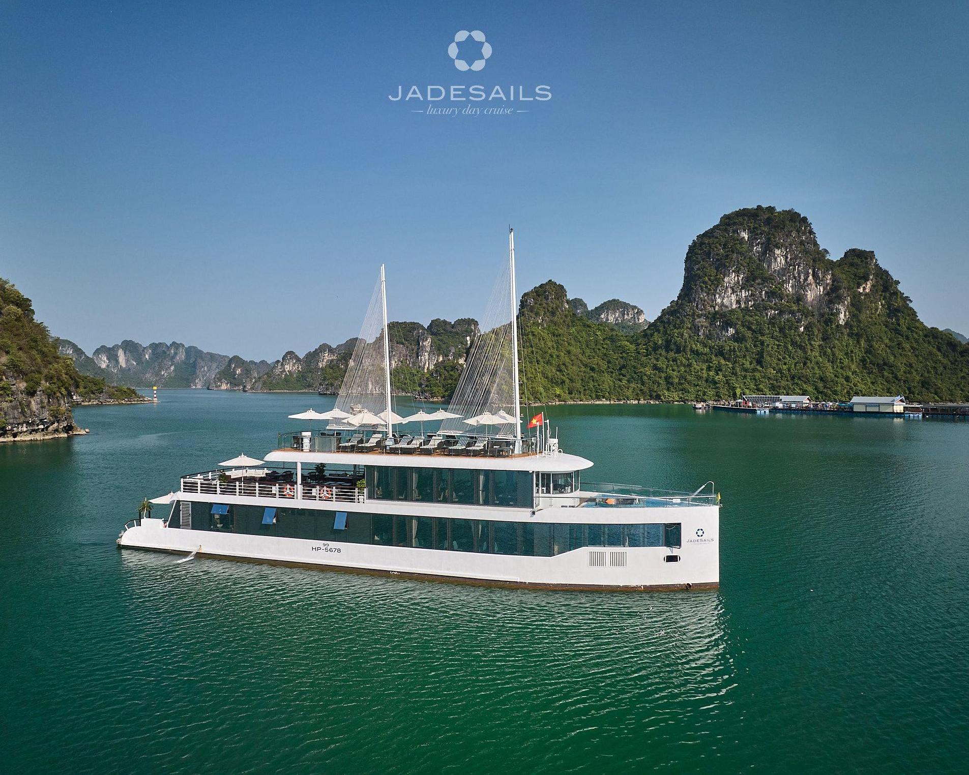 Jadesails Halong - Lan Ha Bay Day Trip (Top luxury day cruise)