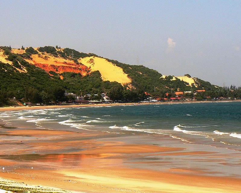 Mui Ne Jeep Safari with Bau Trang Excursion