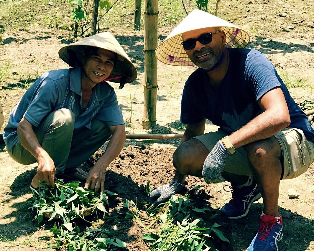 Half Day Bike Tour Getting Closer to Hue Farmer's Life