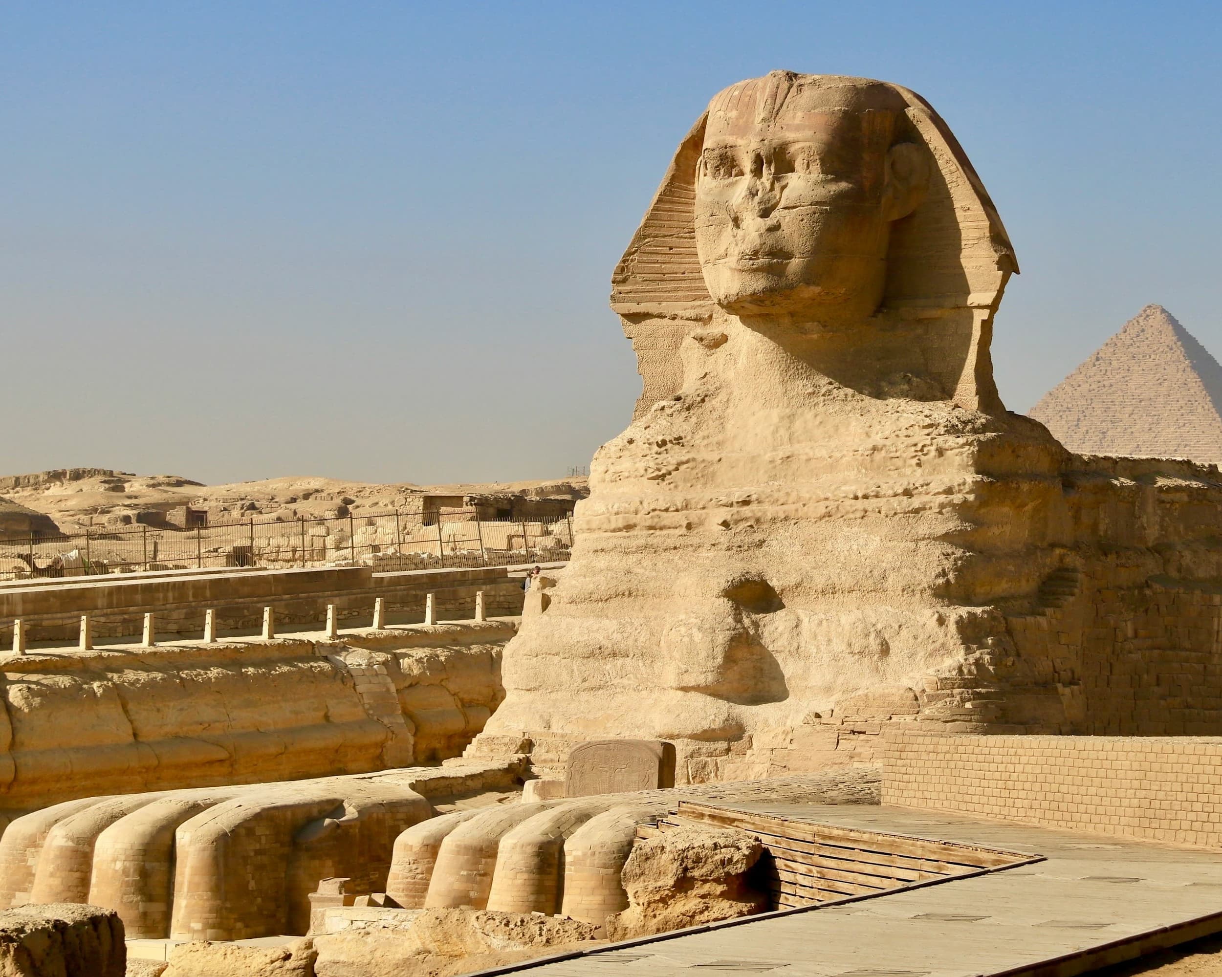 GEM & Giza Pyramids Tour