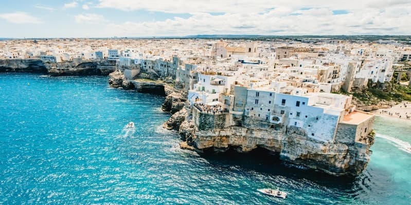 DÍA 3: POLIGNANO A MARE, MONOPOLI, BARI