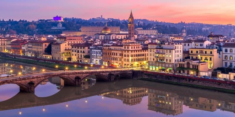 DÍA 3 - DOMINGO: FLORENCIA