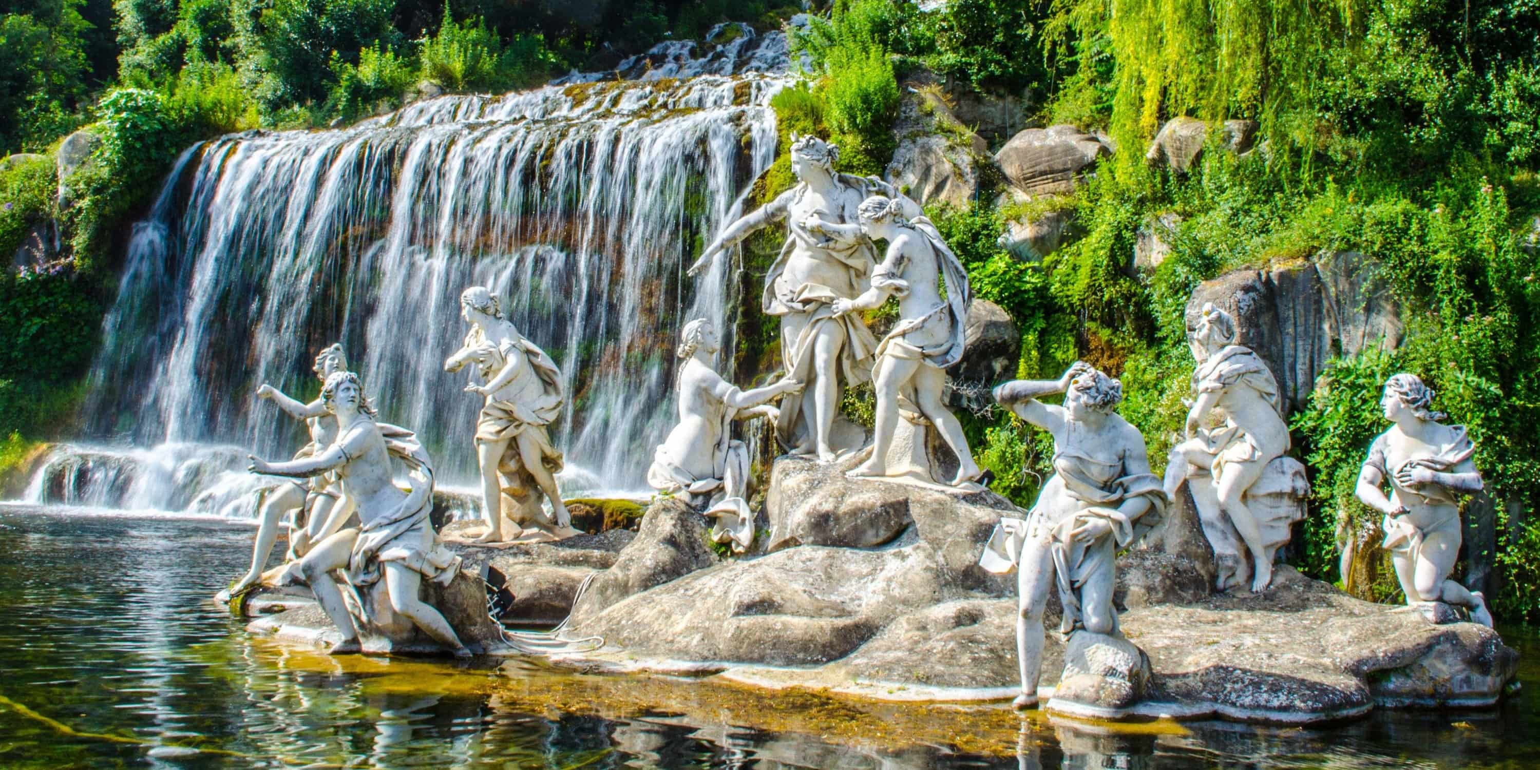 DÍA 3: CASERTA – NÁPOLES