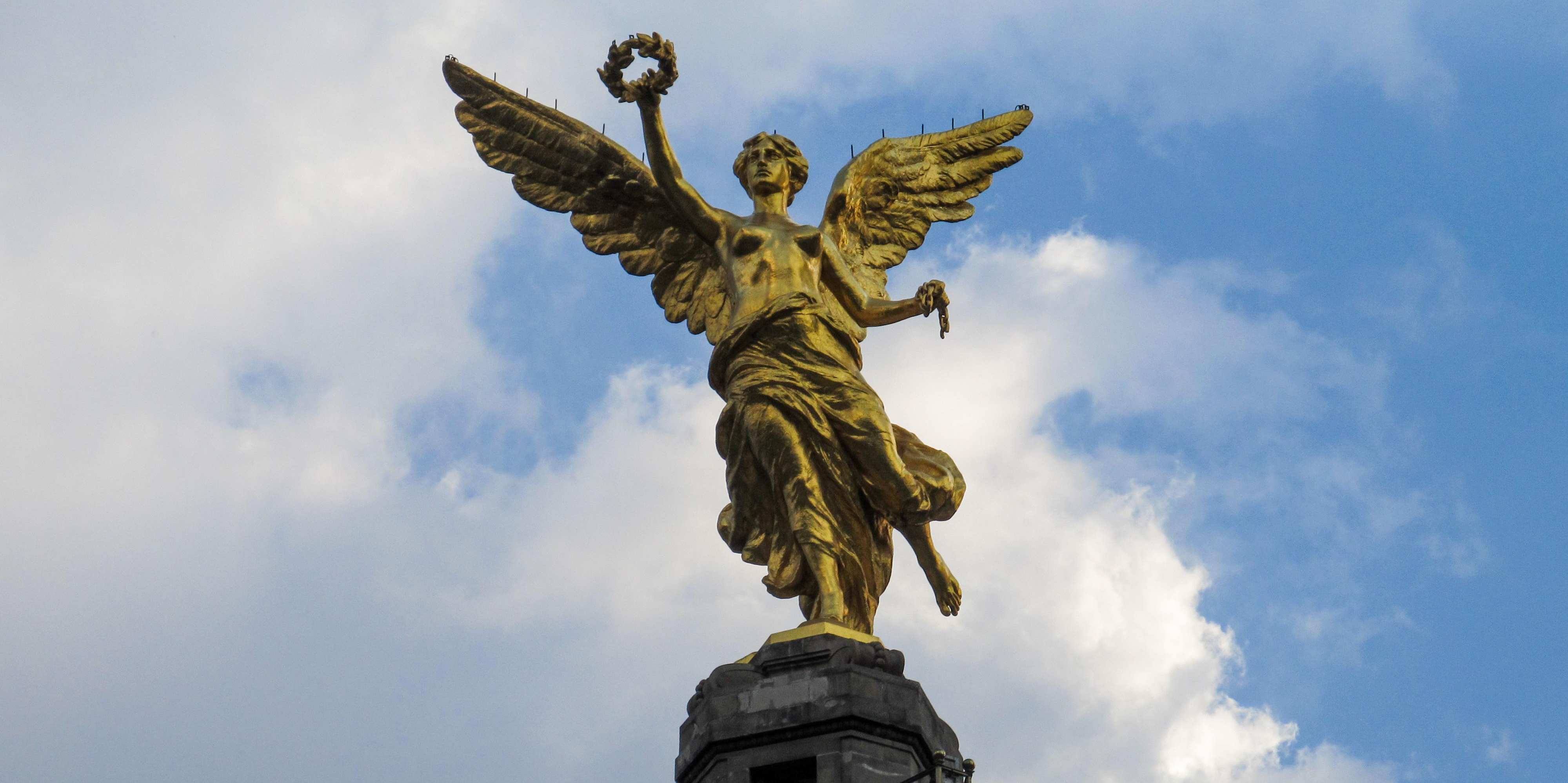 DÍA 01.  TRASLADO DE LLEGADA A LA CIUDAD DE MEXICO