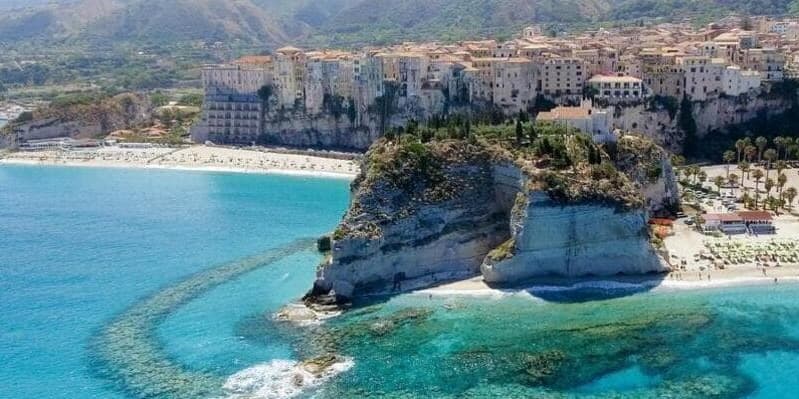 DÍA 4: NÁPOLES - POSITANO - AMALFI - NÁPOLES