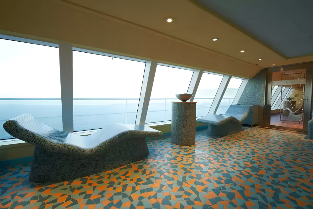 Carnival Breeze