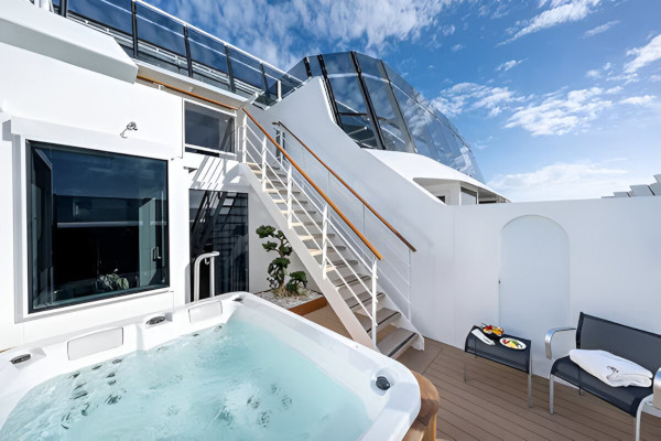 Camarote Yacht Club Duplex Suite