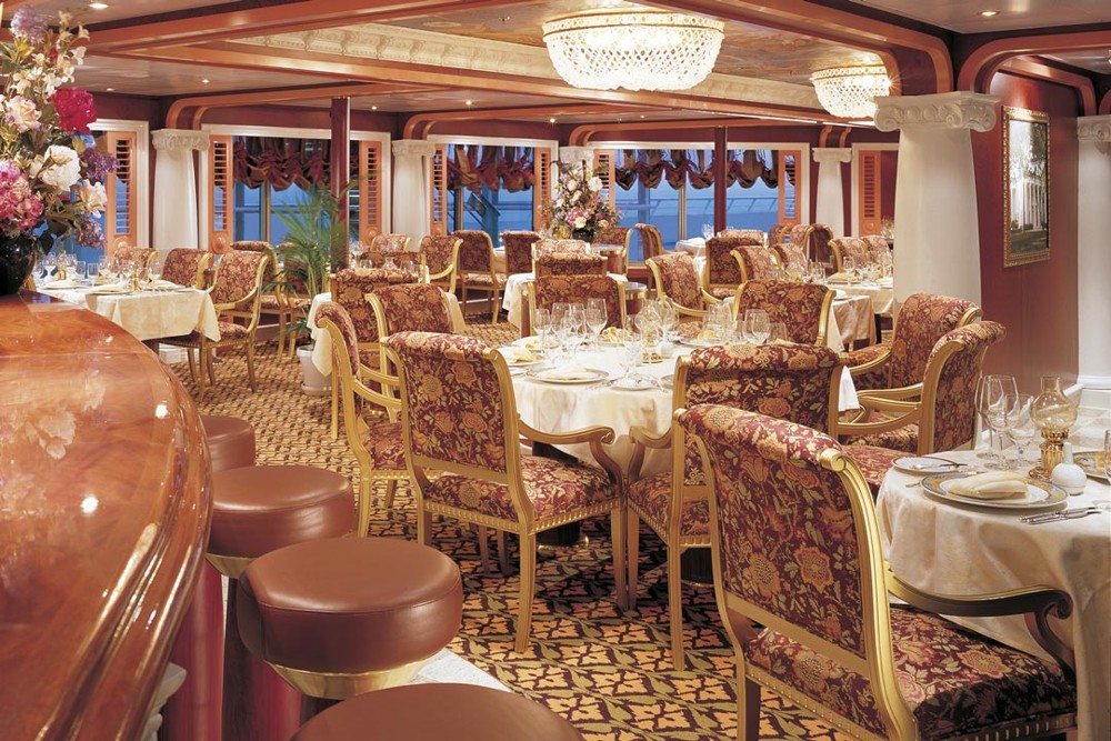 Carnival Valor