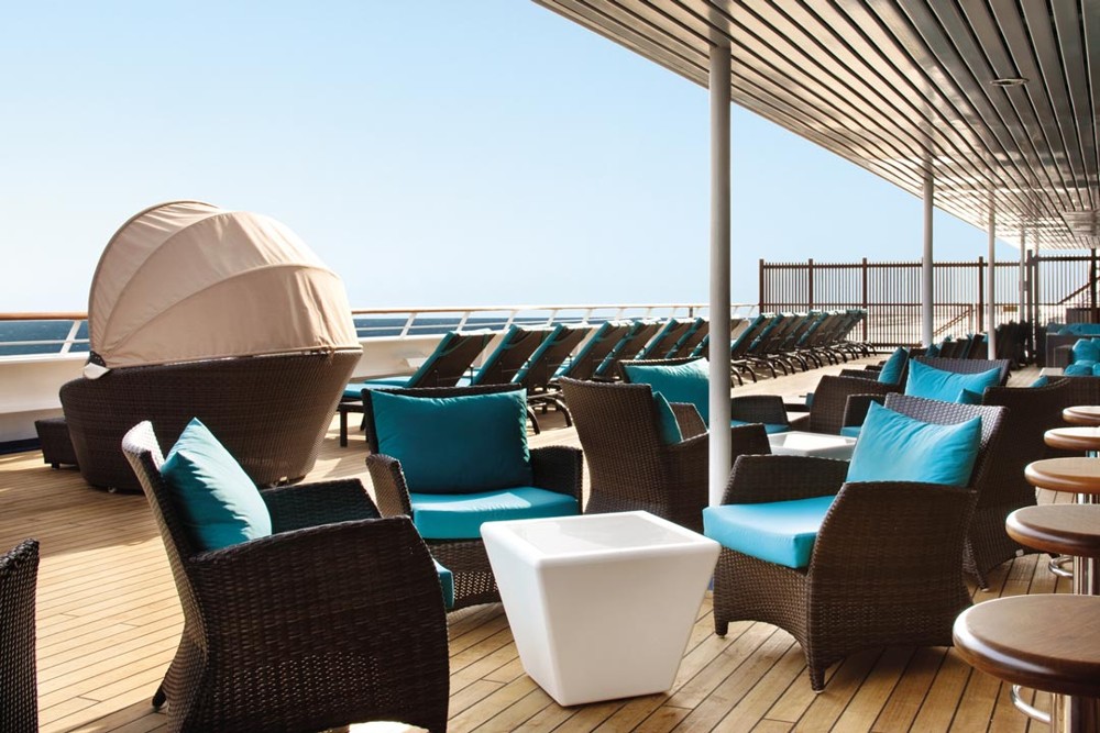 Carnival Valor