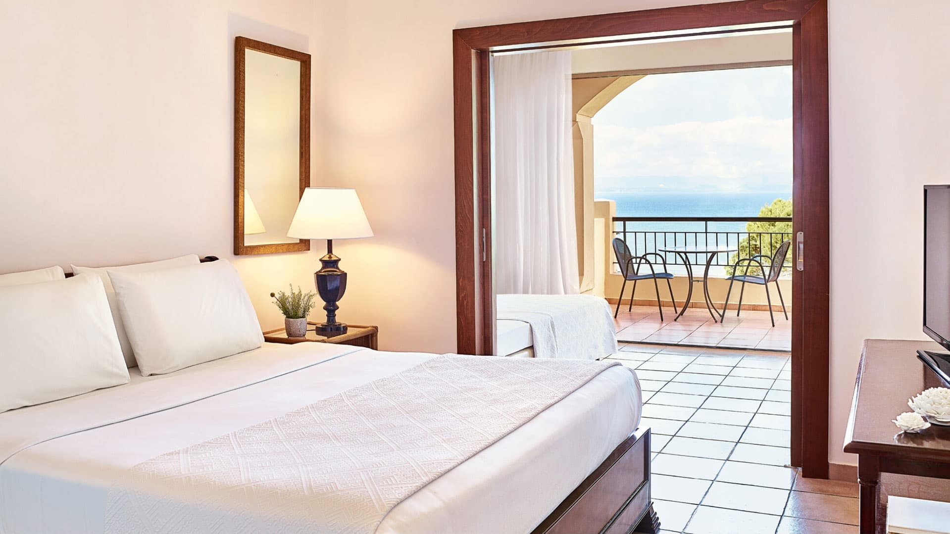 Grecotel LuxMe Oasis – Resort Luksoz ne Krete