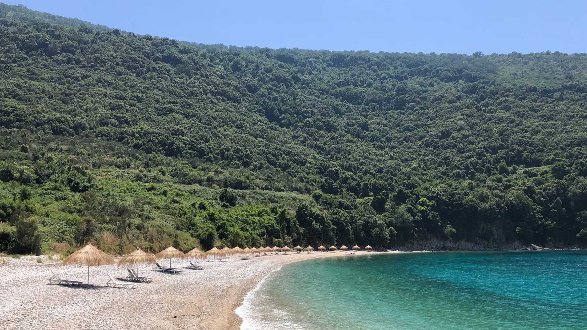 Kakome bay