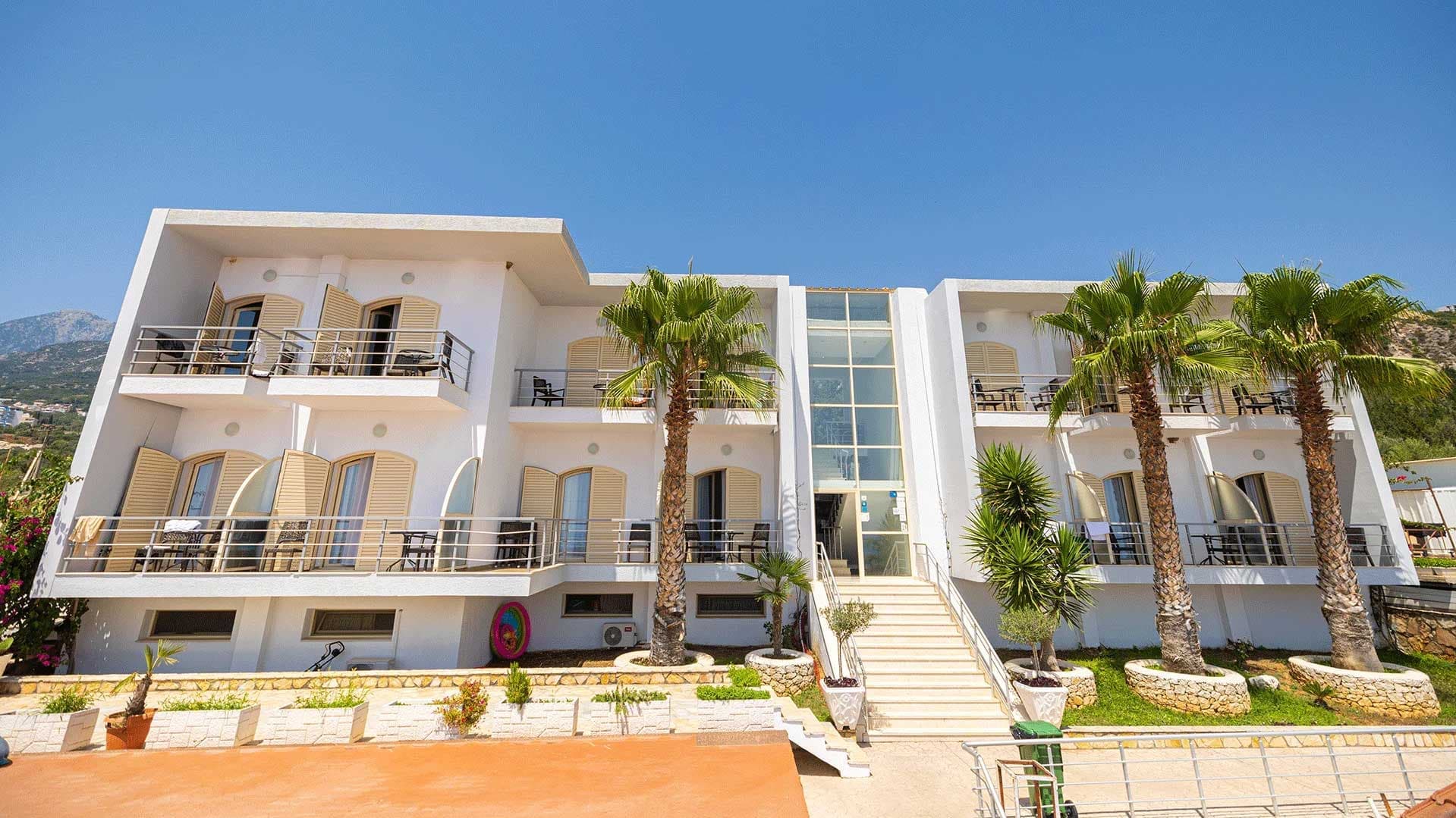 Royal Blue best restaurants in Dhermi