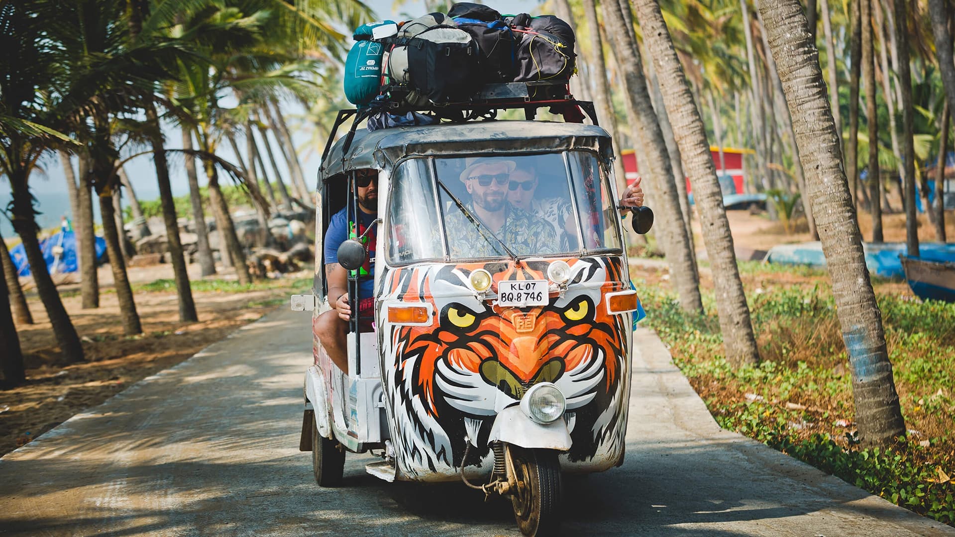 xhiro-me-rickshaw-ne-indi