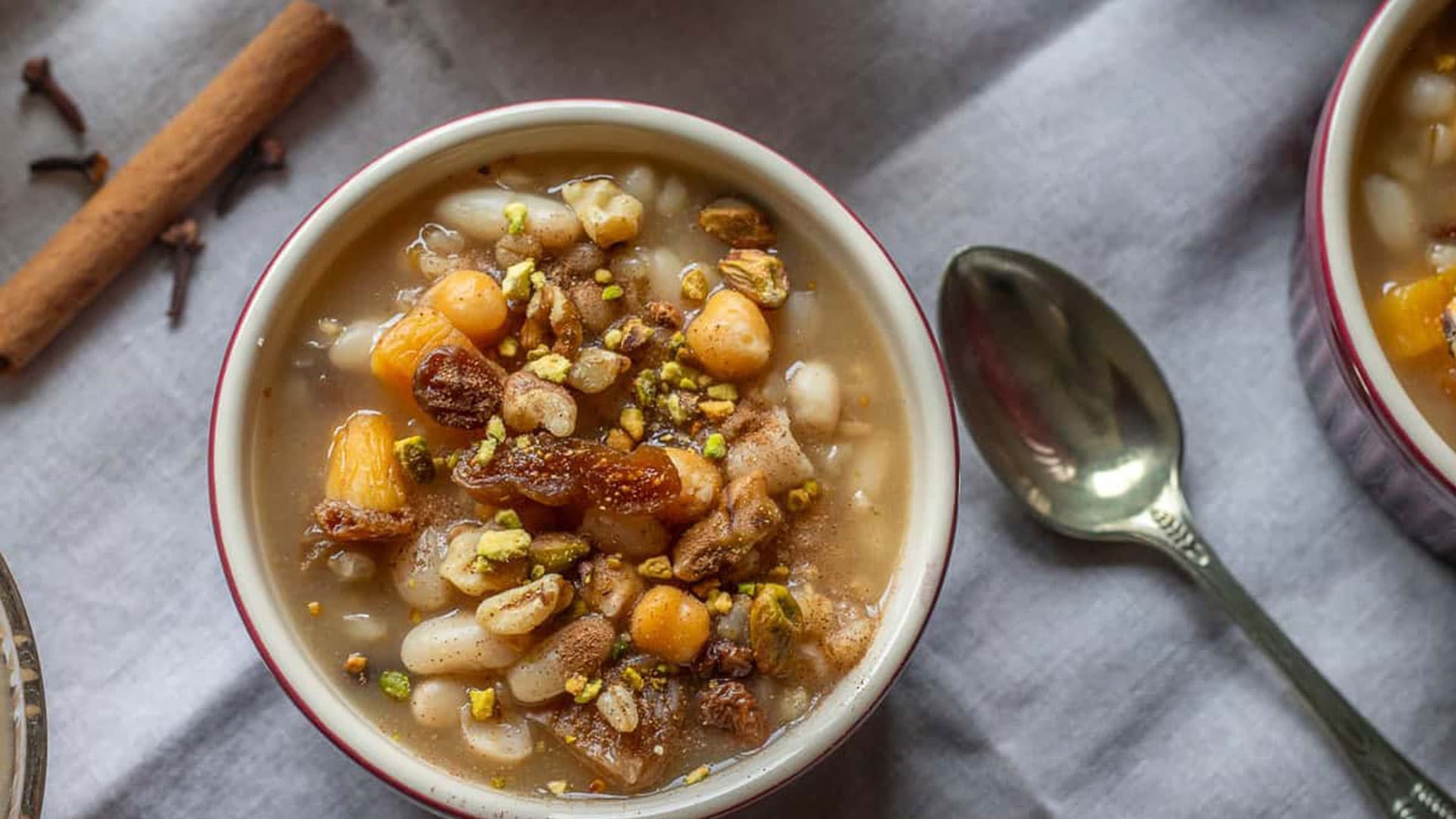 Ashure (Fruit & Grain Pudding) - albanian traditional dessert