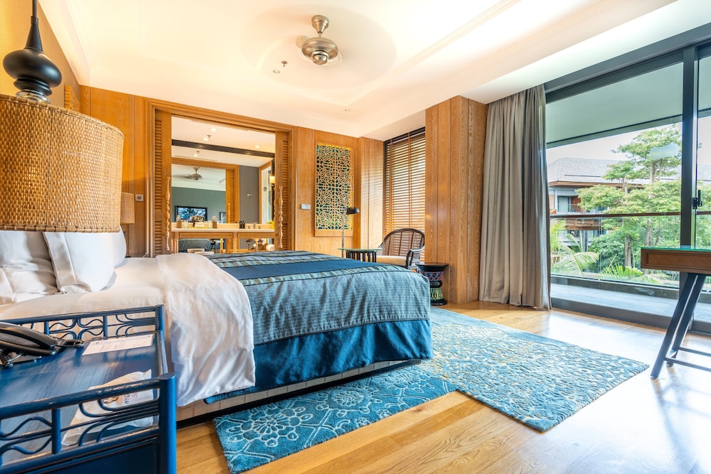 Hotel Indigo Bali Seminyak Beach, an IHG Hotel 5* 