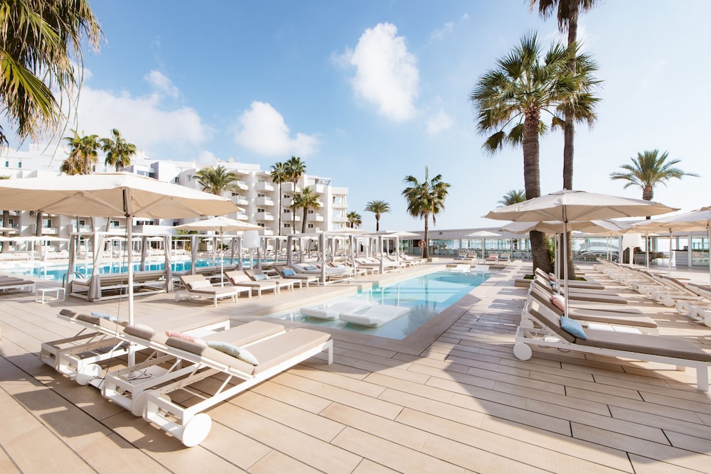 Hotel Garbi Ibiza & Spa - GATTINONI, Pool