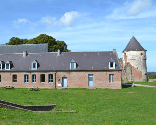 Auberge de jeunesse  HI Montreuil-sur-Mer – La Hulotte