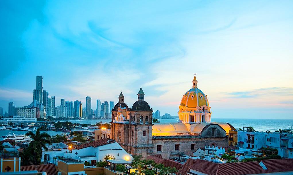 Cartagena histórico con vuelo incluido