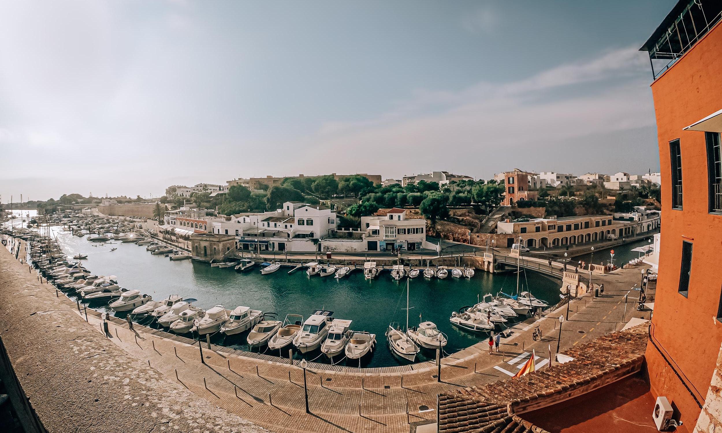 Menorca, la isla de los puertos