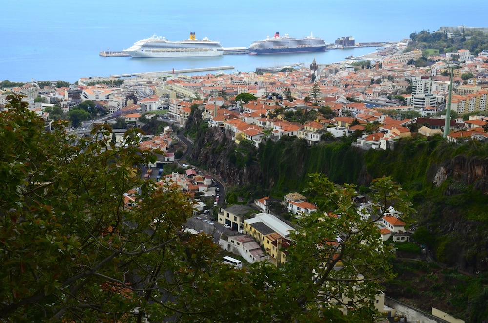 Sejur charter Madeira, Portugalia - septembrie