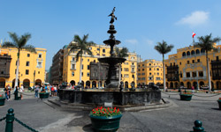 Lima - Hotel Decameron El Pueblo de Domingo a Jueves