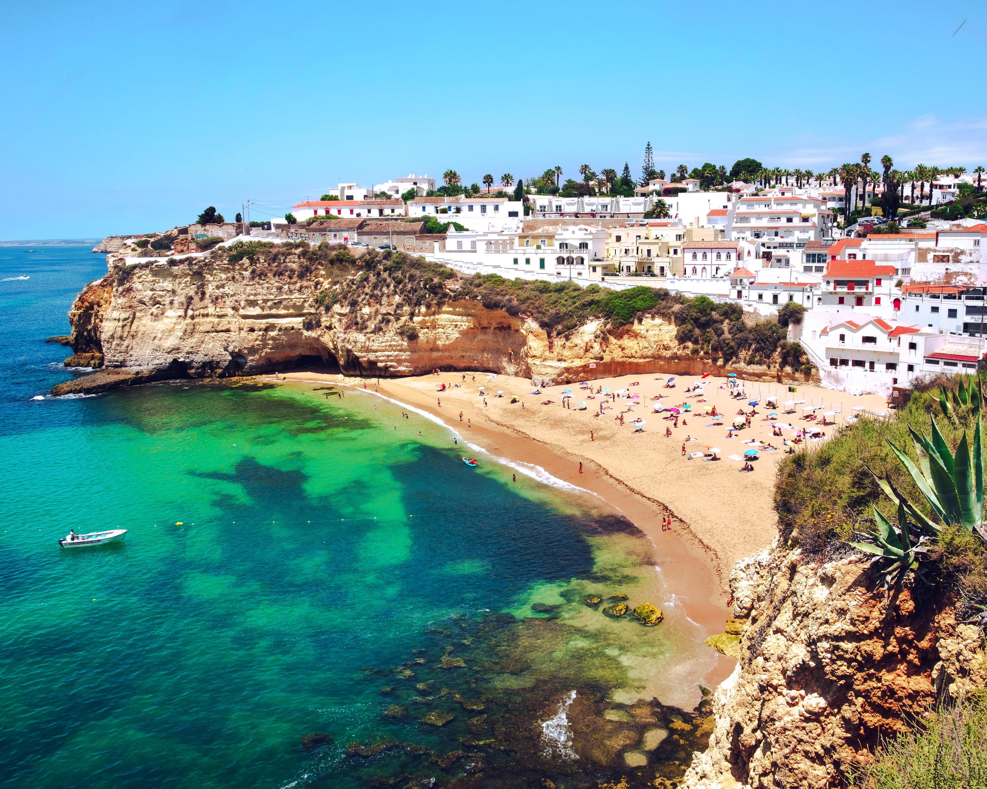Chollo de verano, descubre Faro, Algarve desde Valencia