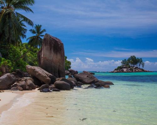 Dubai & Baden auf den Seychellen (Mahé)