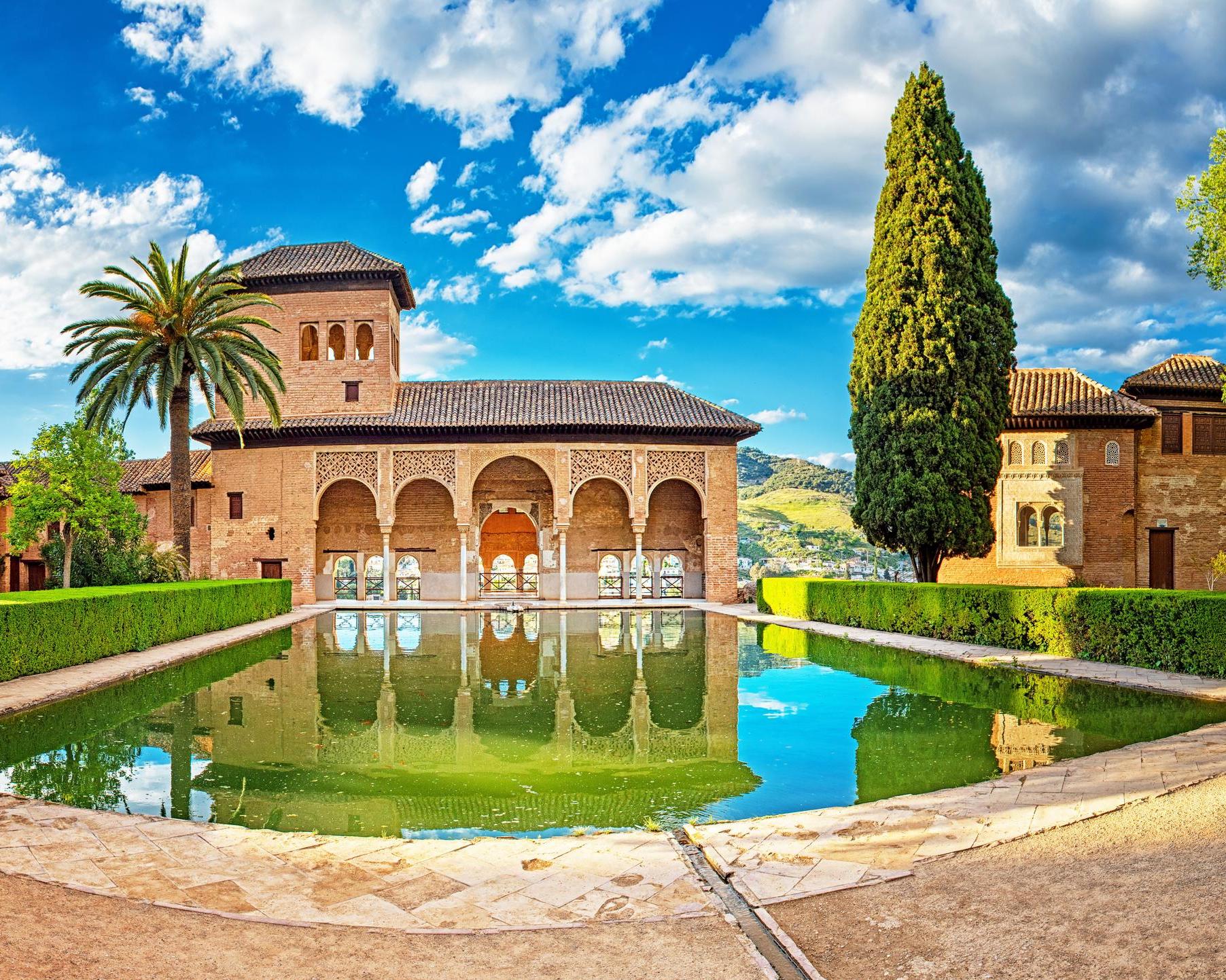 Viaje a Granada con visita al Alhambra