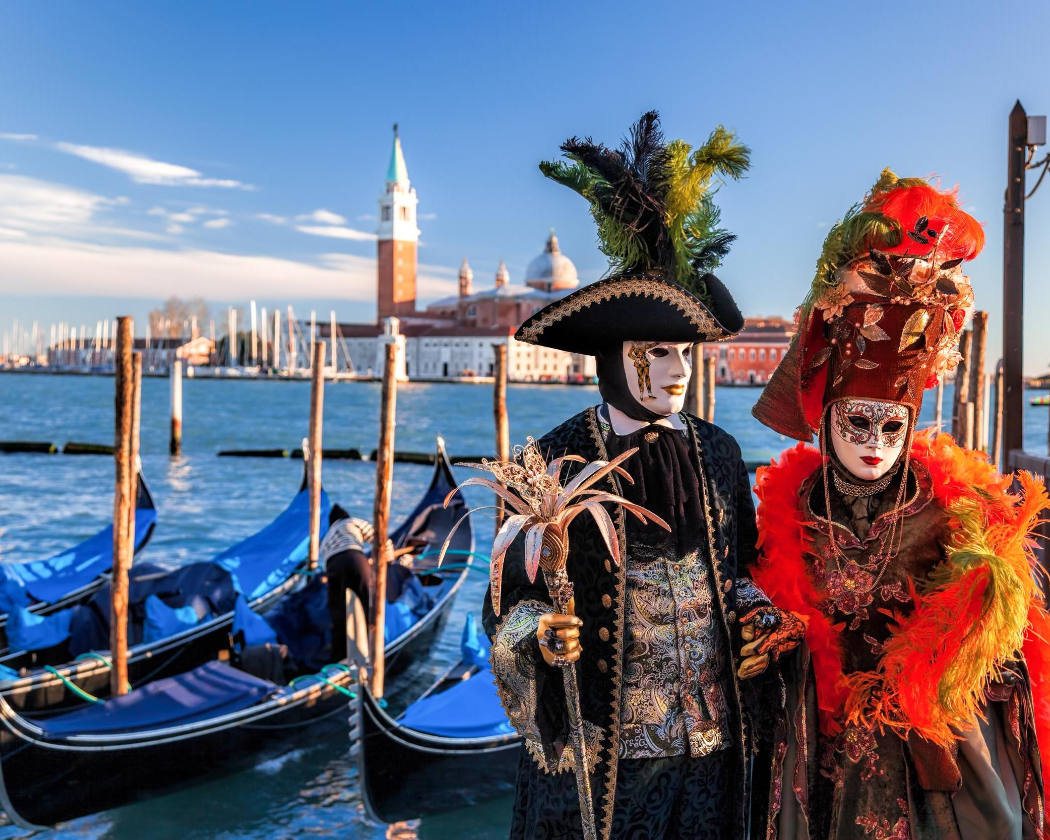City break Carnavalul de la Venetia, Italia - februarie 2026