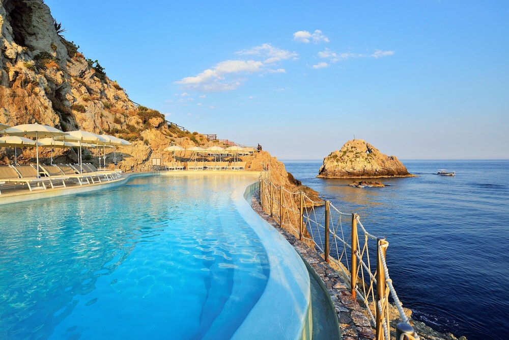 UNAHOTELS Capotaormina, Sicilië - White Lotus afbeelding