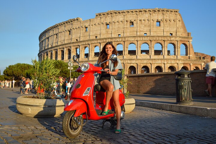 Circuit cu trenul: Pisa, Roma & Napoli, Italia - noiembrie