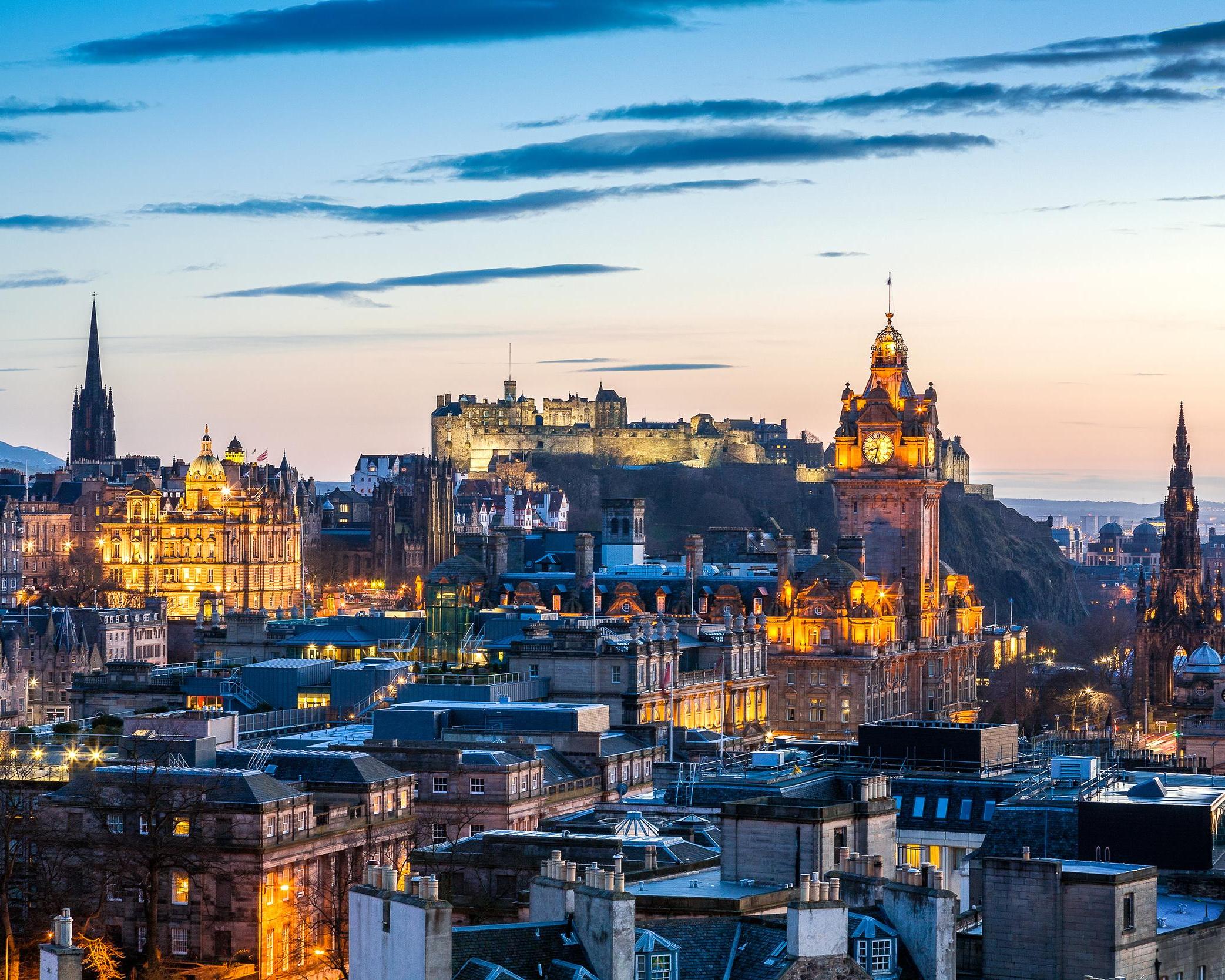 Viaje A Edimburgo Descubre La Belleza Escocesa Central De Reservas