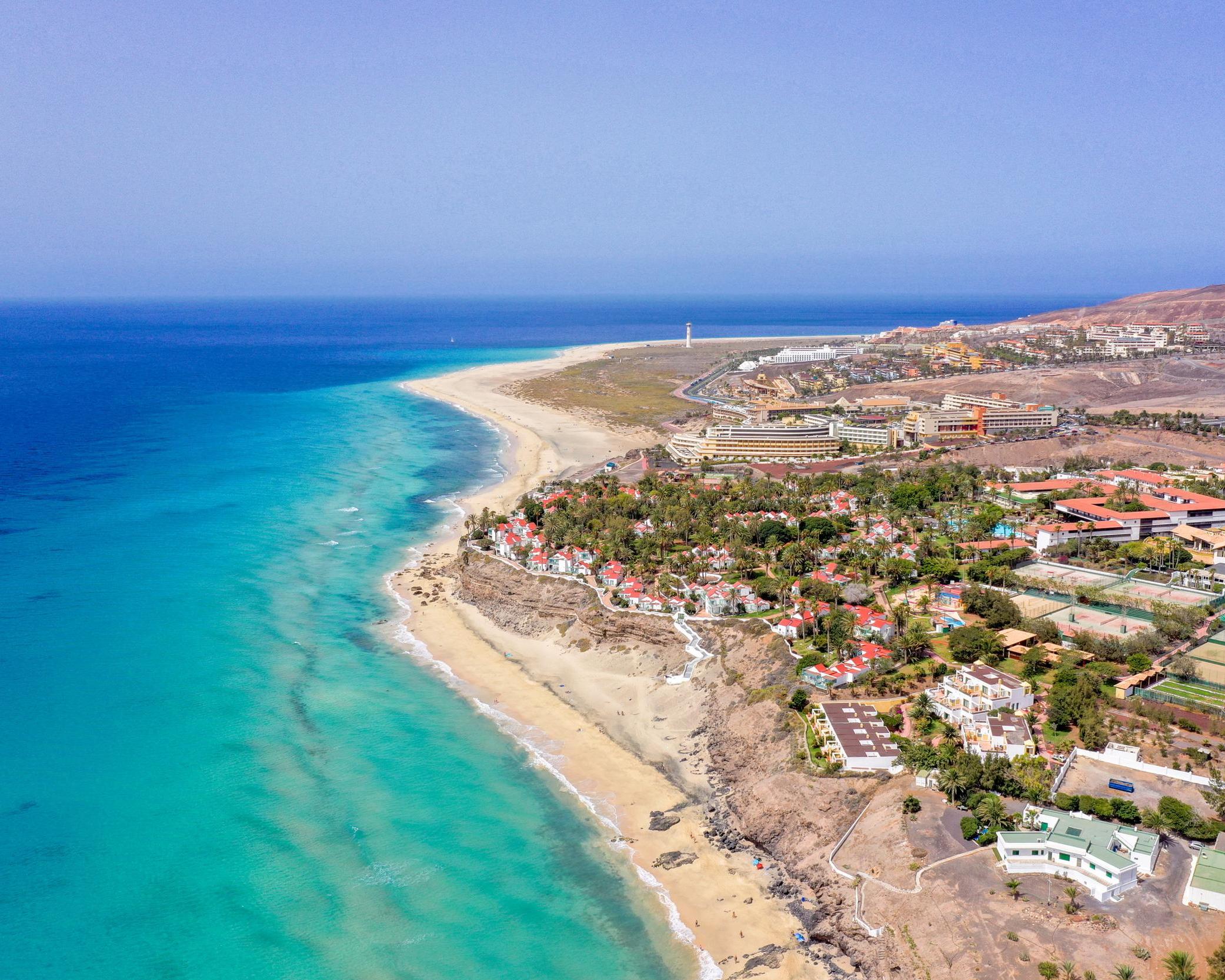 Descubre la Isla de Fuerteventura desde Sevilla