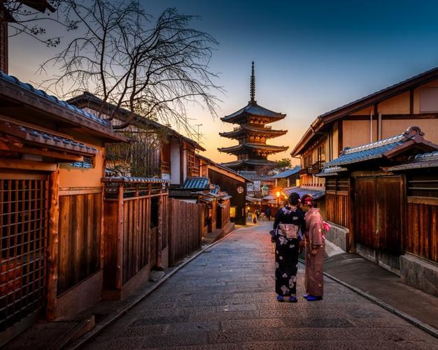 Circuit Tokyo, Kyoto & Osaka, Japonia, din Iasi - aprilie