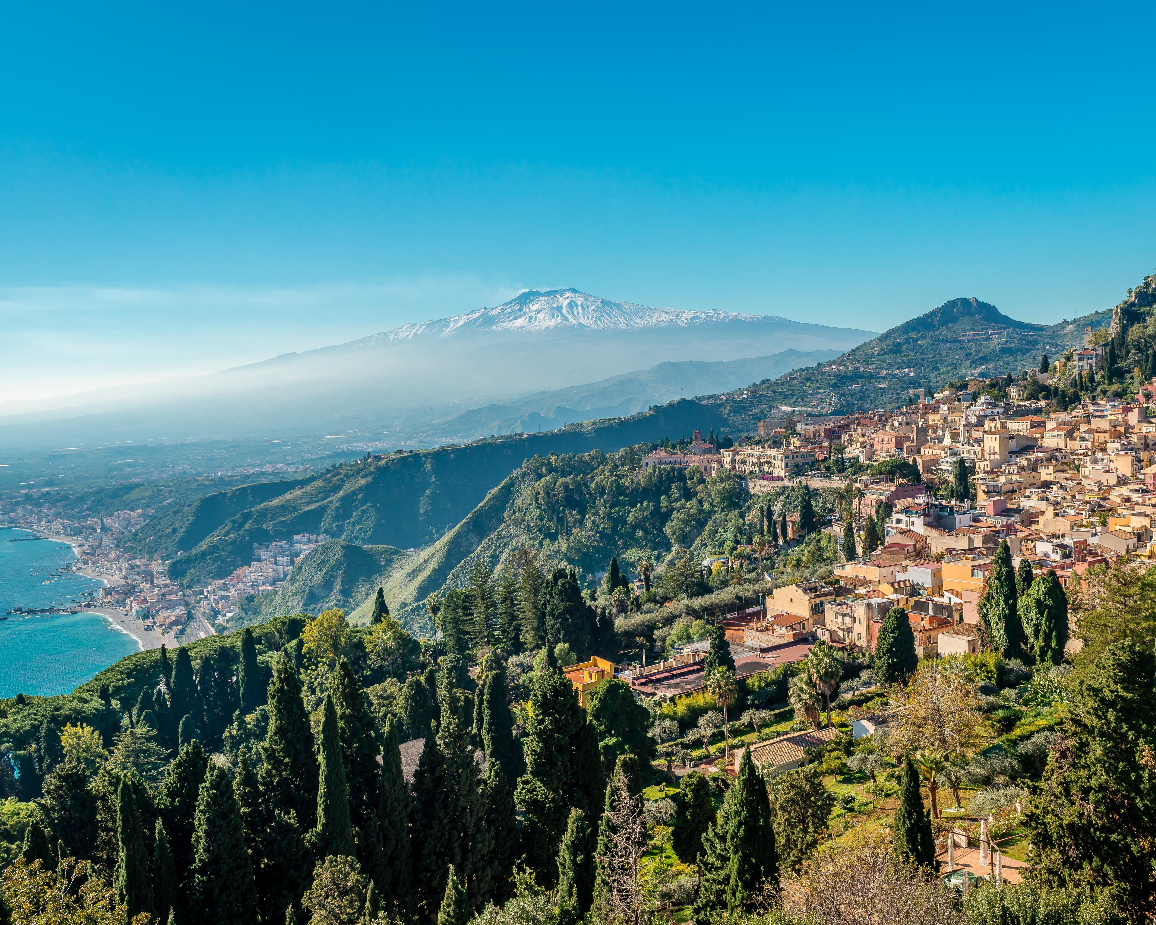 Sejur Giardini Naxos, Sicilia, Italia, din Budapesta - ianuarie