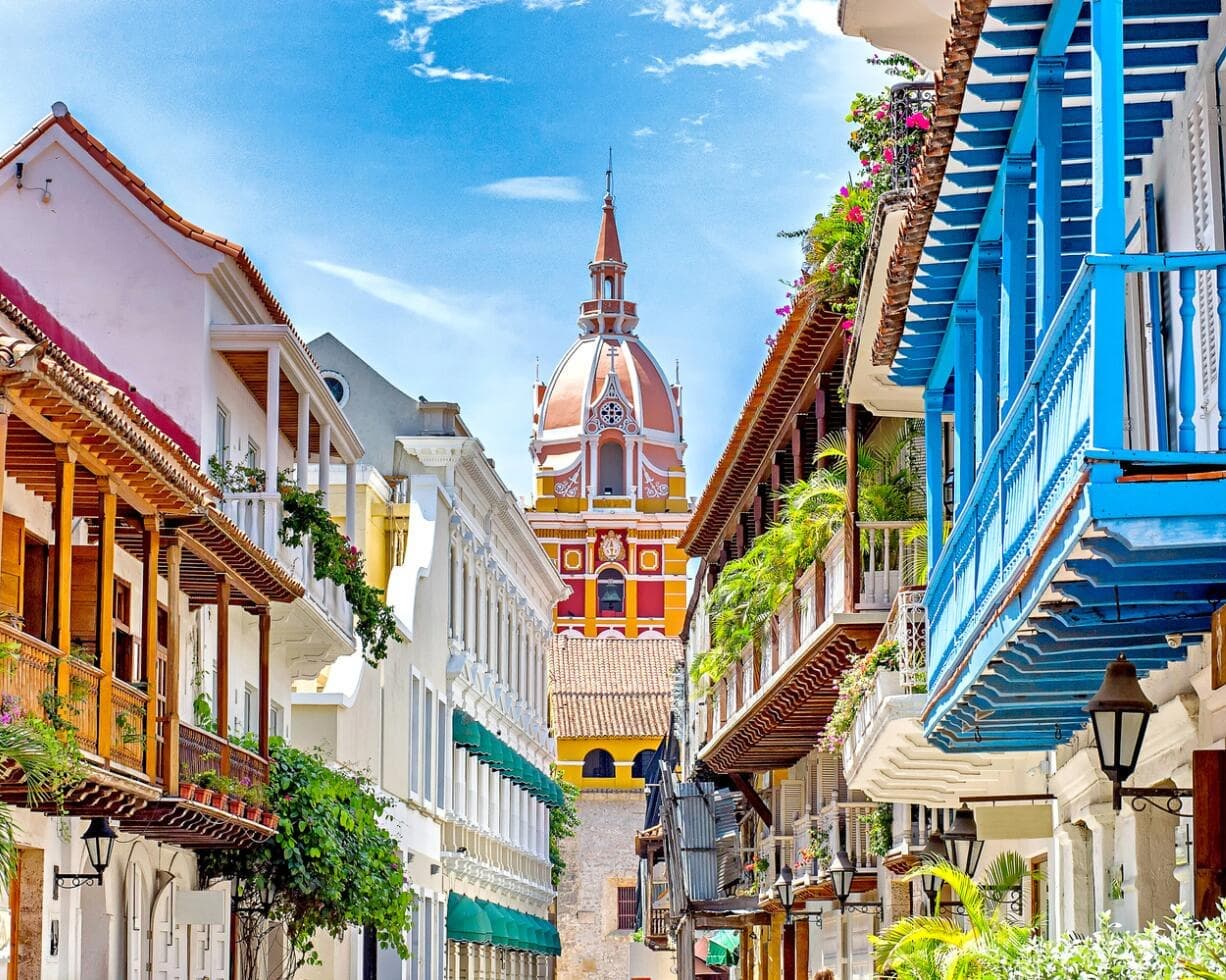 Cartagena de Indias a tu medida con Latam + carry on "26 al 29mar"