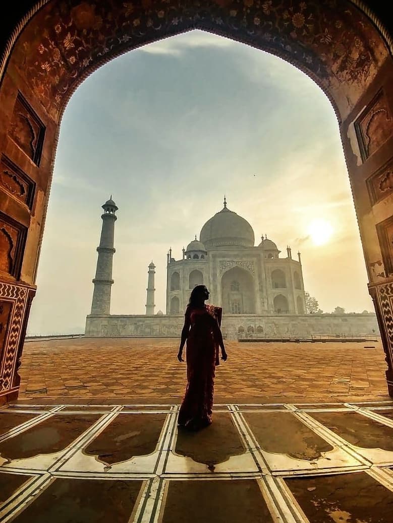 Come and see the Taj Mahal