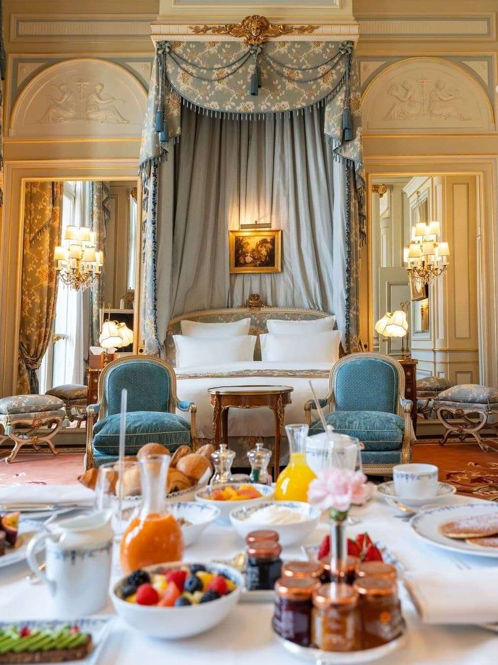 Iconic Luxury Stays Around the World